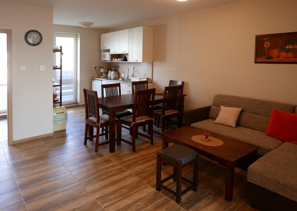 Apartment Adriana 10E, Vysoke Tatry, High Tatras Veľký Slavkov Екстериор снимка